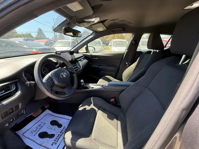 2019 Toyota C-HR C-HR LE FWD - Photo 9
