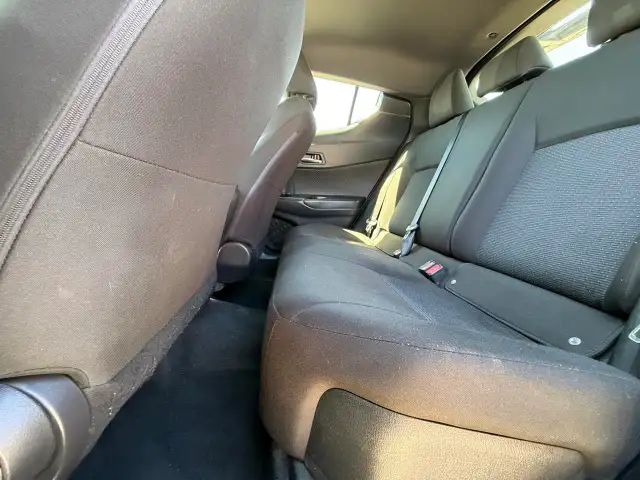 2019 Toyota C-HR C-HR LE FWD - Photo 12