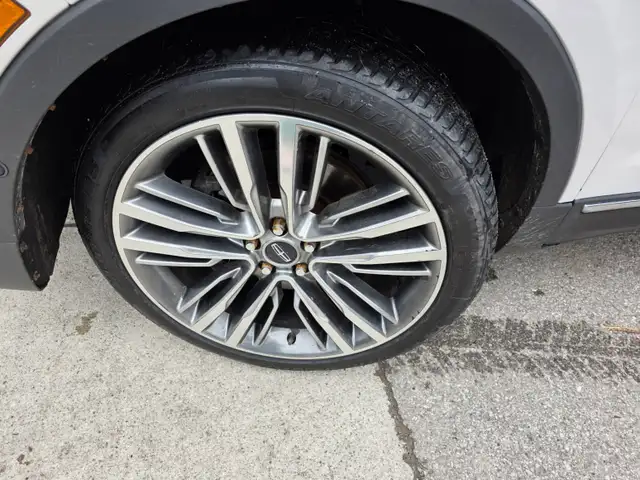 2015 Lincoln MKC AWD 4dr - Photo 8