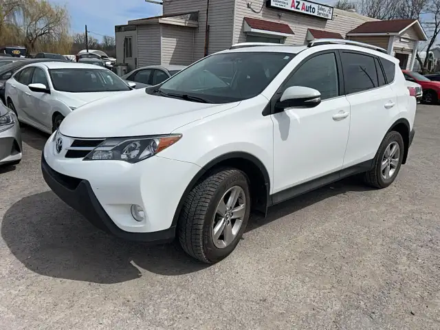 2015 Toyota RAV4 XLE - Photo 3