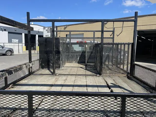 GMC Sierra 3500 Base 2018 - Photo 17