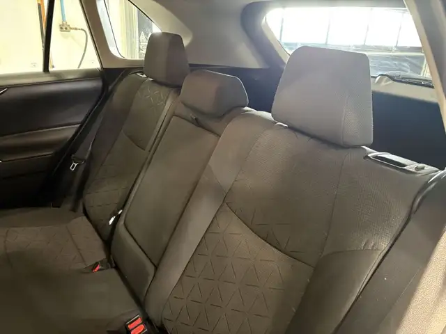 2020 TOYOTA RAV4 LE AWD - Photo 18
