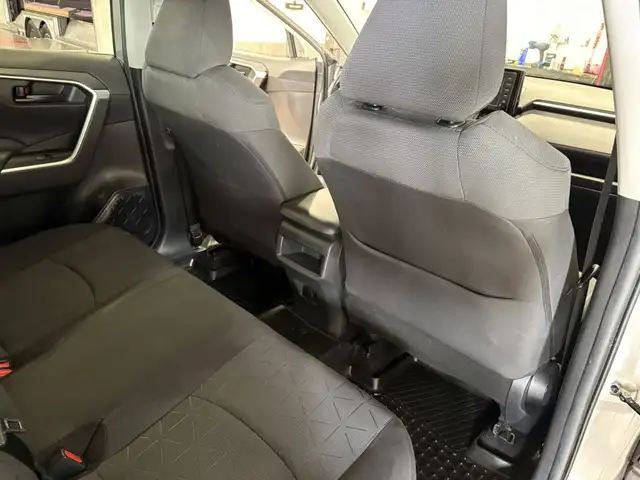 2020 TOYOTA RAV4 LE AWD - Photo 21
