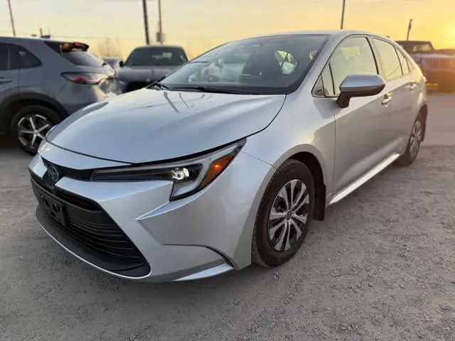 2023 TOYOTA COROLLA HYBRID LE