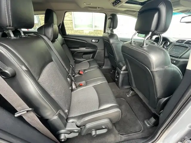 2017 Dodge Journey FWD 4dr Crossroad - Photo 11