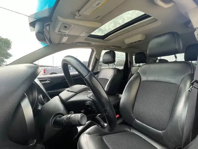 2017 Dodge Journey FWD 4dr Crossroad - Photo 17