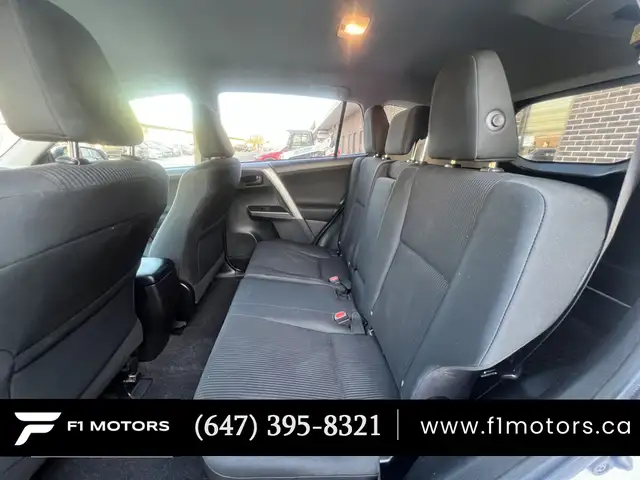 2018 Toyota RAV4 LE AWD | Certified | 5 Service Records - Photo 17