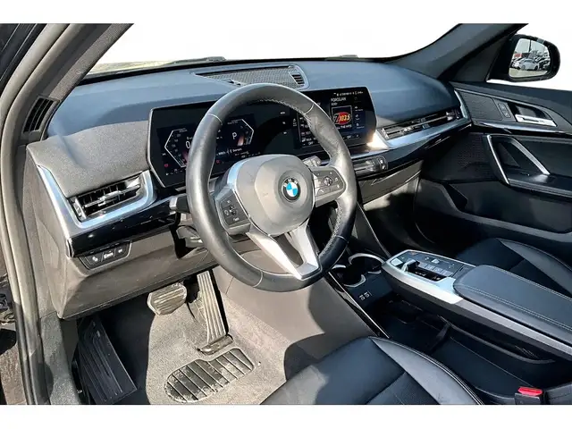 2023 BMW X1 AWD | LEATHER | SUNROOF | NAV | - Photo 2