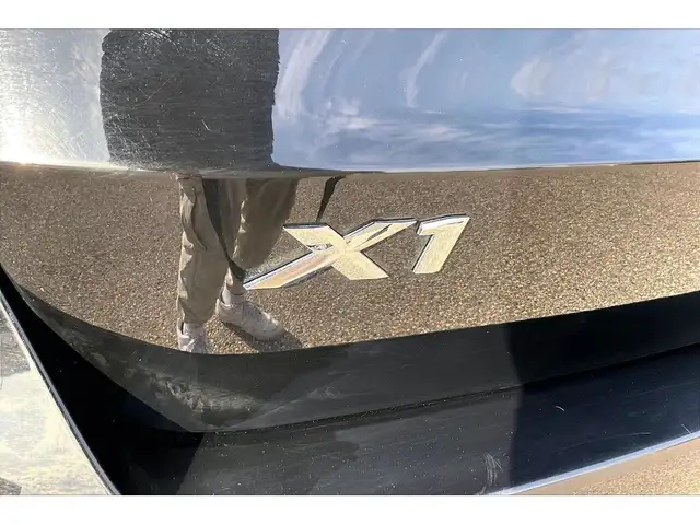 2023 BMW X1 AWD | LEATHER | SUNROOF | NAV | - Photo 8