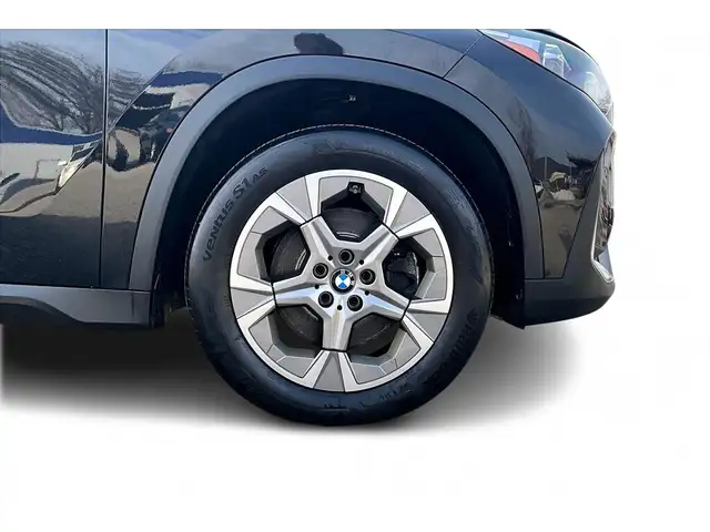 2023 BMW X1 AWD | LEATHER | SUNROOF | NAV | - Photo 34