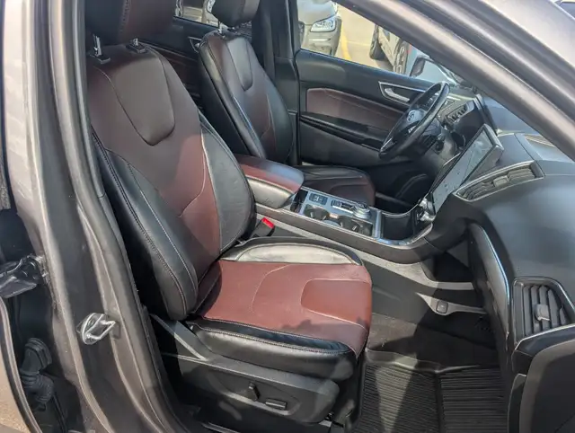 2022 Ford Edge - Photo 15