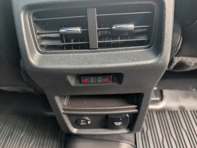 2022 Ford Edge - Photo 19