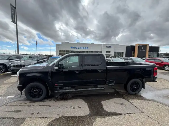 2025 Ford Super Duty F-350 SRW - Photo 3