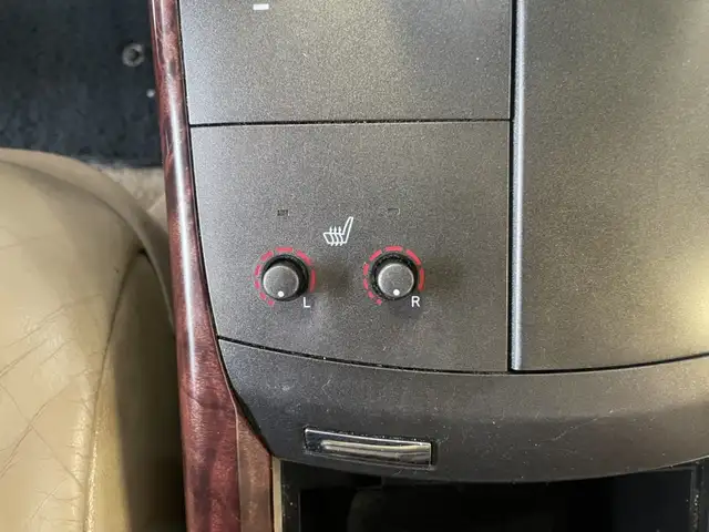 2011 Toyota Avalon XLS - Photo 22