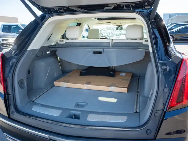 2022 Cadillac XT5 AWD Premium Luxury - Folding Mirrors | Blind - Photo 17