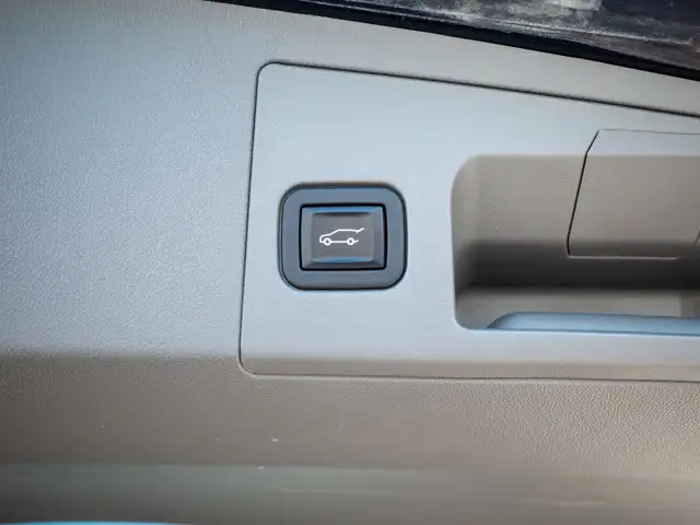 2022 Cadillac XT5 AWD Premium Luxury - Folding Mirrors | Blind - Photo 18