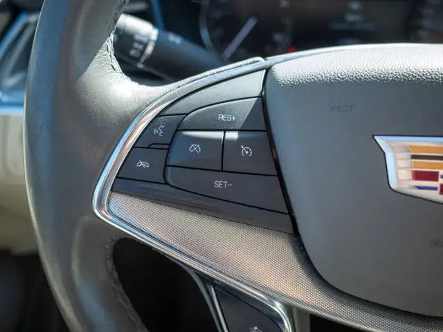 2022 Cadillac XT5 AWD Premium Luxury - Folding Mirrors | Blind - Photo 21