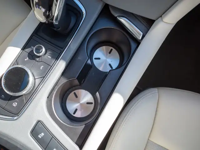 2022 Cadillac XT5 AWD Premium Luxury - Folding Mirrors | Blind - Photo 54