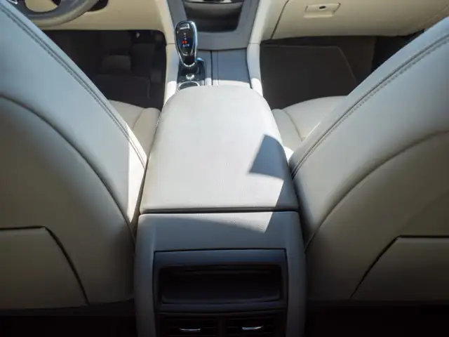 2022 Cadillac XT5 AWD Premium Luxury - Folding Mirrors | Blind - Photo 64