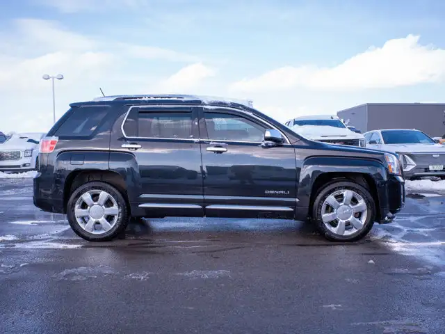 2015 GMC Terrain Denali - Power Seats Driver Memory - Photo 9