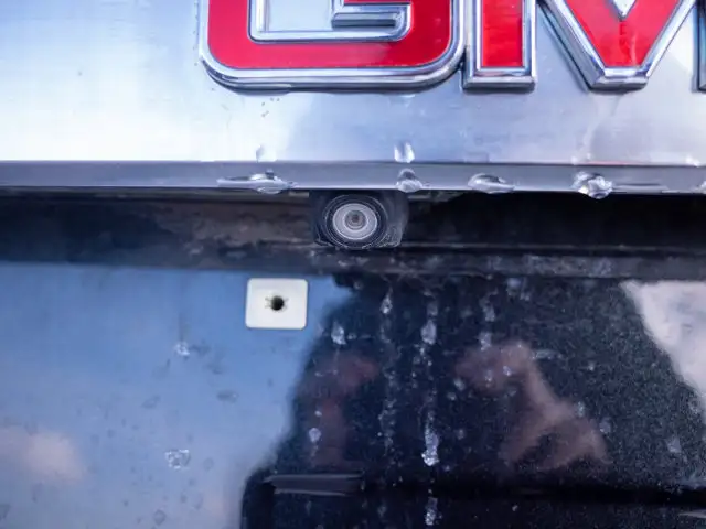 2015 GMC Terrain Denali - Power Seats Driver Memory - Photo 14