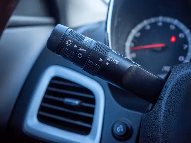 2015 GMC Terrain Denali - Power Seats Driver Memory - Photo 19