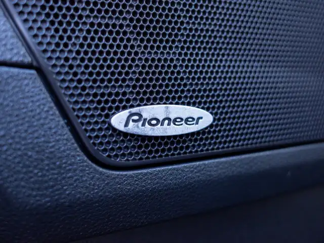 2015 GMC Terrain Denali - Power Seats Driver Memory - Photo 31