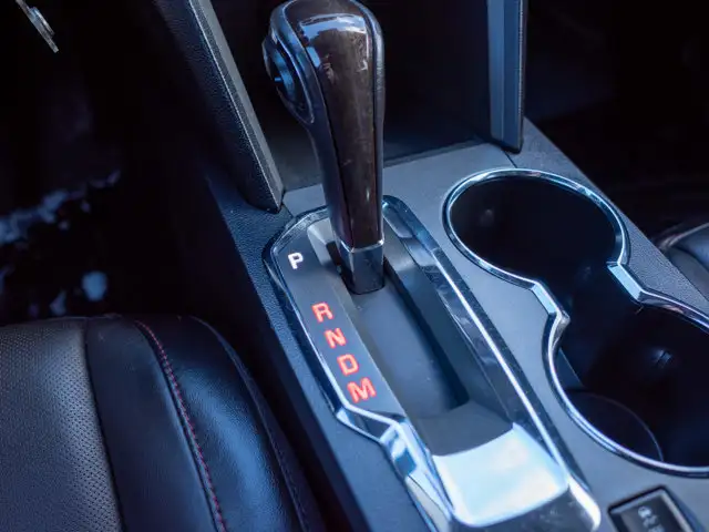 2015 GMC Terrain Denali - Power Seats Driver Memory - Photo 45