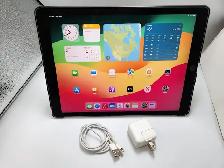 iPad Pro 12.9" 2nd Wifi/Lte 256gb 3 Months Warranty W/Charger