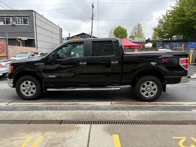 2013 Ford F-150 XLT 4X4 - Photo 5