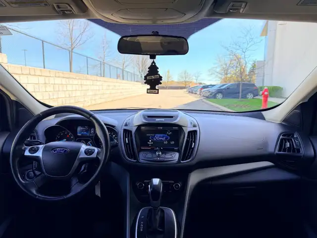 2014 Ford Escape SE 4dr Front-wheel Drive Automatic - Photo 9