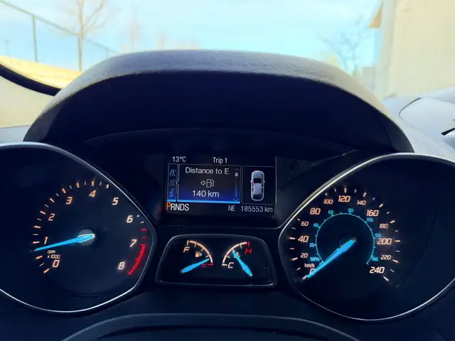 2014 Ford Escape SE 4dr Front-wheel Drive Automatic - Photo 21