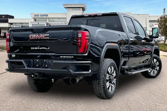 2024 GMC Sierra 3500HD Denali DENALI, 6.6L, TECHNOLOGY PACKAG... - Photo 2