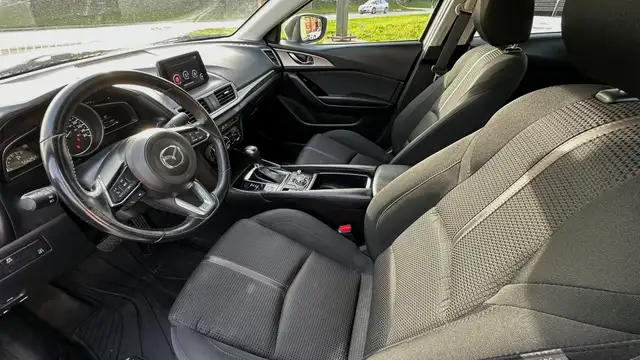2018 Mazda Mazda3 GS NO ACCIDENTS-HEATED SEATS-BLIND SPOT MONITO - Photo 10