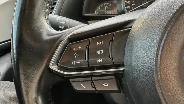 2018 Mazda Mazda3 GS NO ACCIDENTS-HEATED SEATS-BLIND SPOT MONITO - Photo 12