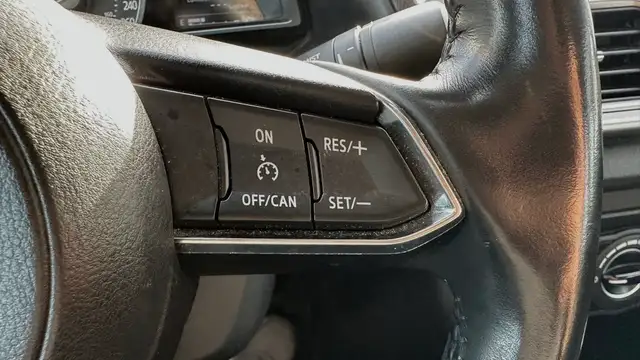 2018 Mazda Mazda3 GS NO ACCIDENTS-HEATED SEATS-BLIND SPOT MONITO - Photo 13