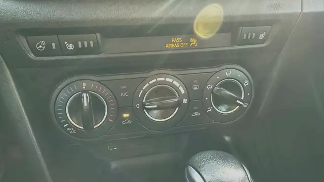 2018 Mazda Mazda3 GS NO ACCIDENTS-HEATED SEATS-BLIND SPOT MONITO - Photo 15