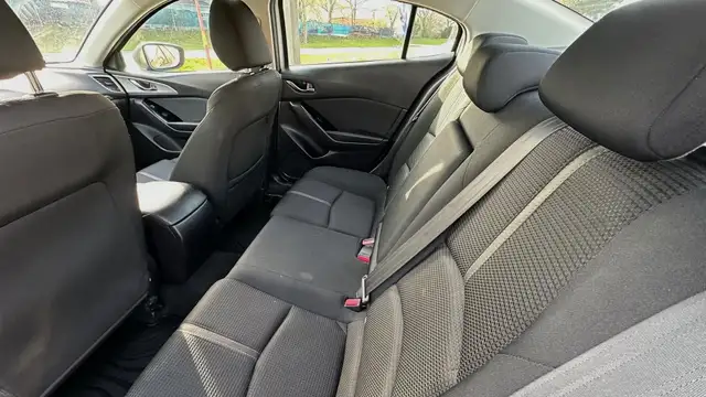 2018 Mazda Mazda3 GS NO ACCIDENTS-HEATED SEATS-BLIND SPOT MONITO - Photo 26