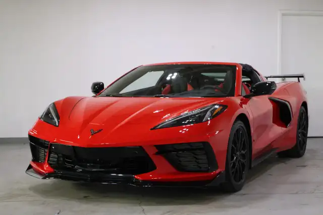 2024 Chevrolet Corvette 2LT | STINGRAY | Z51 PERFORMANCE PKG - Photo 2