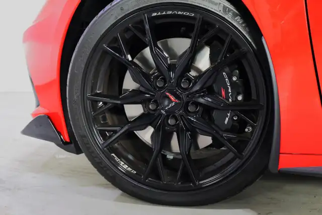 2024 Chevrolet Corvette 2LT | STINGRAY | Z51 PERFORMANCE PKG - Photo 16