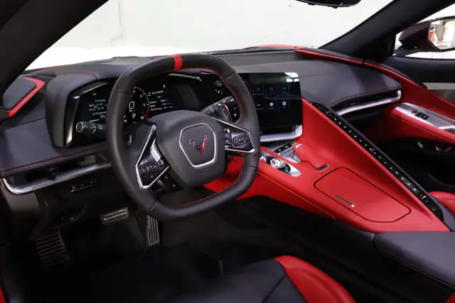 2024 Chevrolet Corvette 2LT | STINGRAY | Z51 PERFORMANCE PKG - Photo 18