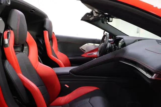 2024 Chevrolet Corvette 2LT | STINGRAY | Z51 PERFORMANCE PKG - Photo 31