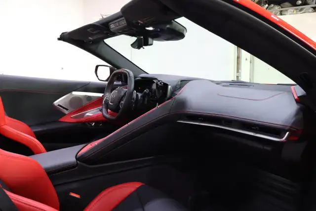 2024 Chevrolet Corvette 2LT | STINGRAY | Z51 PERFORMANCE PKG - Photo 32