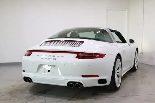 2019 Porsche 911 Targa 4S | PURE WHITE | ONTARIO CAR - Photo 6