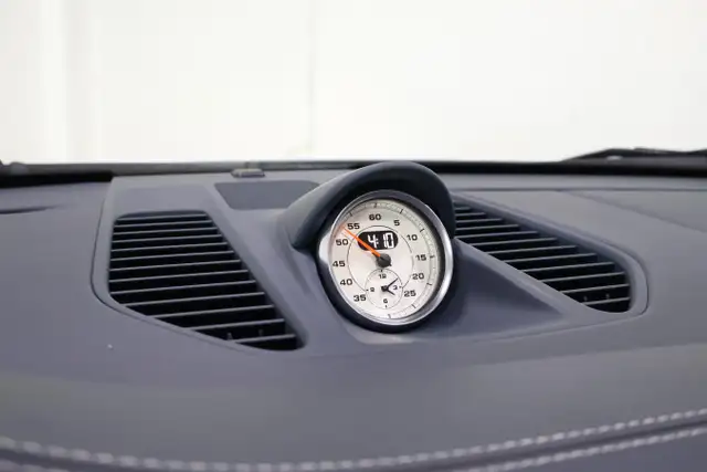 2019 Porsche 911 Targa 4S | PURE WHITE | ONTARIO CAR - Photo 26