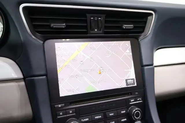 2019 Porsche 911 Targa 4S | PURE WHITE | ONTARIO CAR - Photo 30