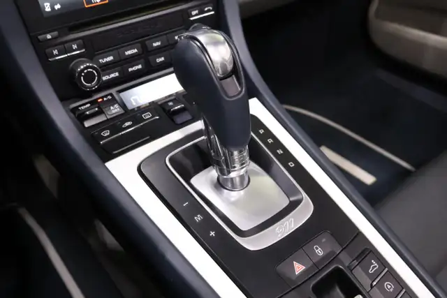 2019 Porsche 911 Targa 4S | PURE WHITE | ONTARIO CAR - Photo 32