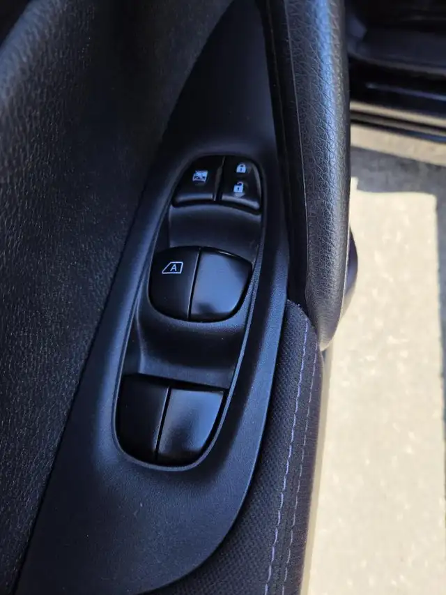 Nissan Qashqai 2018 AWD MAGS BAS KILO FINANCEMENT FACILE - Photo 17