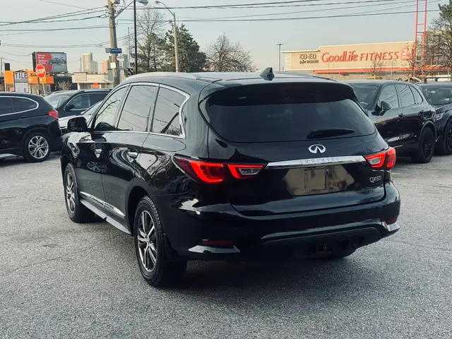 2018 Infiniti QX60 AWD - Photo 3