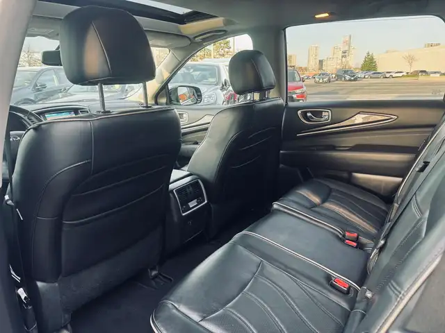 2018 Infiniti QX60 AWD - Photo 9